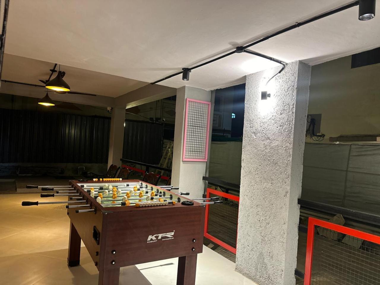 Travotale Hostel And Cowork Koregaonpark Pune Luaran gambar